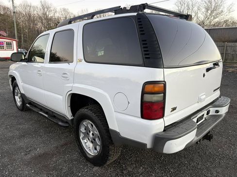 Used 2004 Chevrolet Tahoe Z71 w/ Z71 Preferred Equipment Group image 3