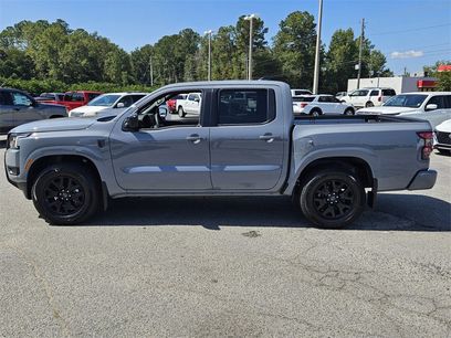New 2026 Nissan Frontier SV w/ SV Convenience Package