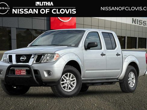 Used 2016 Nissan Frontier SV image 1