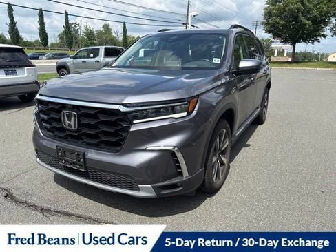 Used 2025 Honda Pilot Elite image 22