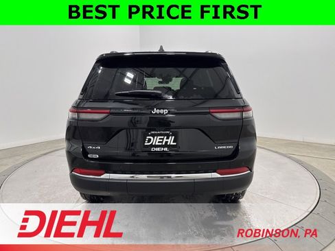 New 2025 Jeep Grand Cherokee Laredo w/ Luxury Tech Group I image 6