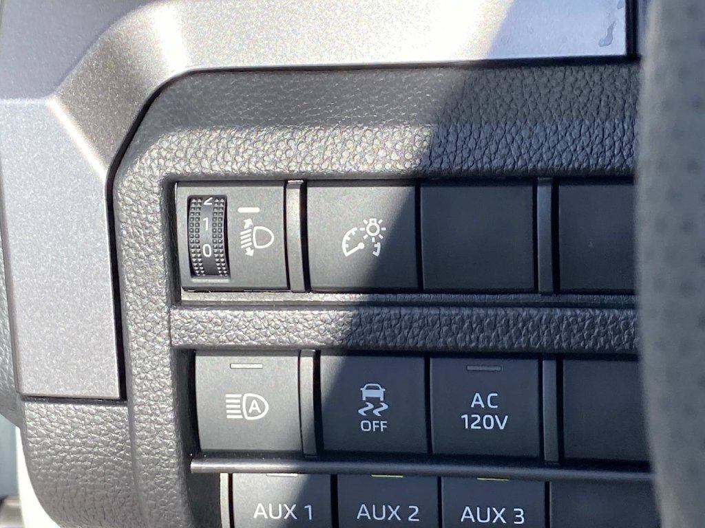 Used 2025 Toyota Tacoma TRD Sport w/ TRD Sport Upgrade Package AWD/4WD image 26
