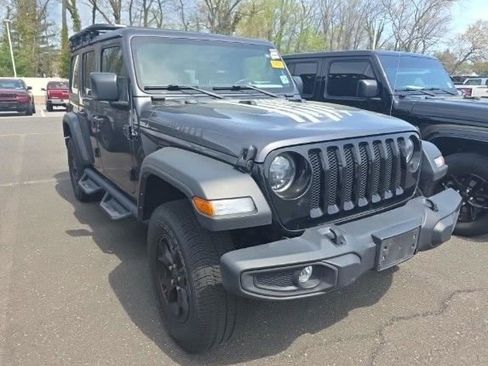 Used 2023 Jeep Wrangler Willys AWD/4WD image 2