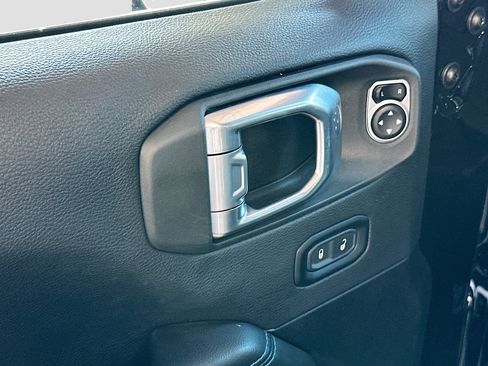 Used 2024 Jeep Wrangler High Altitude image 18