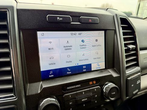 Used 2021 Ford F250 XLT w/ XLT Premium Package image 24