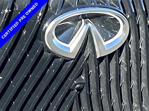 Certified 2025 INFINITI QX80 Sensory image 10