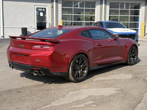 Used 2018 Chevrolet Camaro ZL1 RWD image 12