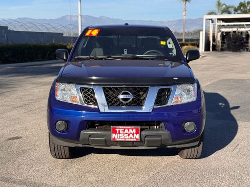 Used 2014 Nissan Frontier SV image 4