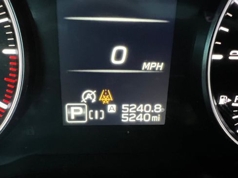 Certified 2025 Subaru Crosstrek 2.0i Premium image 24