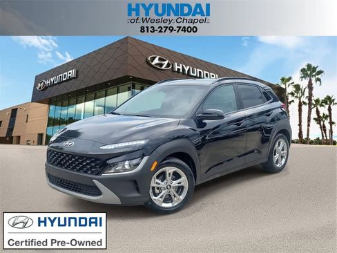Used 2023 Hyundai Kona SEL image 1