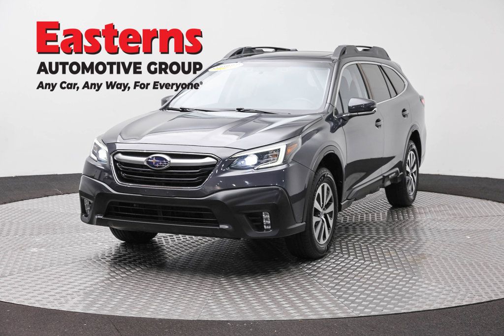 Used 2022 Subaru Outback Premium AWD/4WD image 1