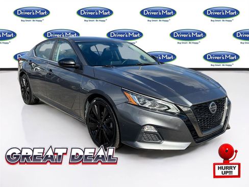 Used 2021 Nissan Altima 2.5 SR image 1
