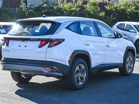 New 2026 Hyundai Tucson Blue SE image 4