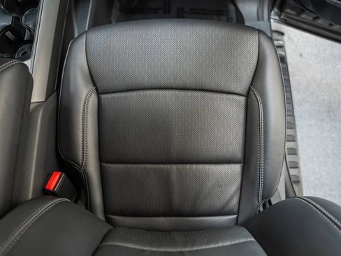 Certified 2025 Ford F150 Lariat image 34