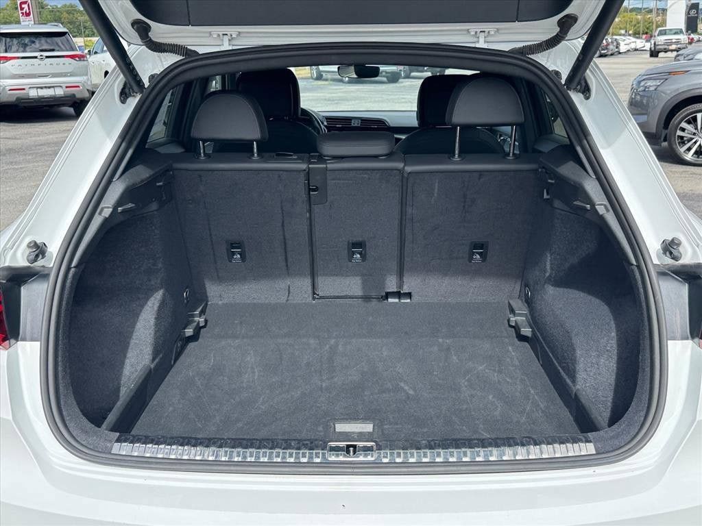 Used 2025 Audi Q3 2.0T Premium AWD/4WD image 19