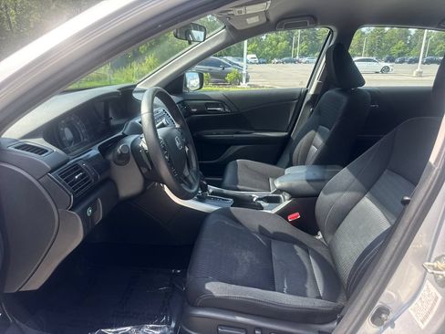 Used 2014 Honda Accord Sport image 12