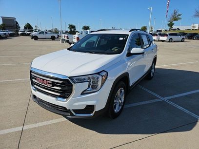 Used 2023 GMC Terrain SLE w/ Driver Convenience Package