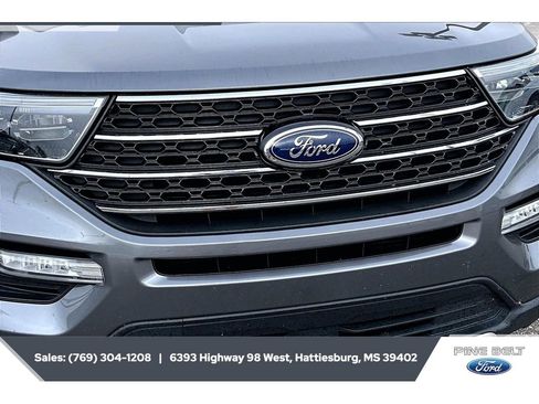 Used 2021 Ford Explorer XLT w/ Equipment Group 202A RWD image 22