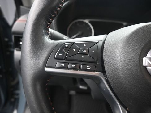 Used 2024 Nissan Sentra SR w/ SR Premium Package image 12