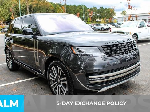 Used 2023 Land Rover Range Rover SE image 4