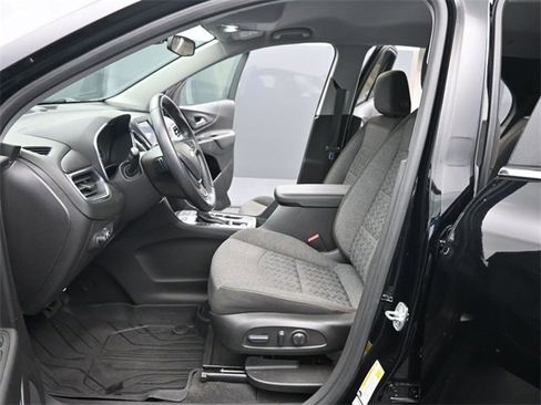 Certified 2022 Chevrolet Equinox LT image 10