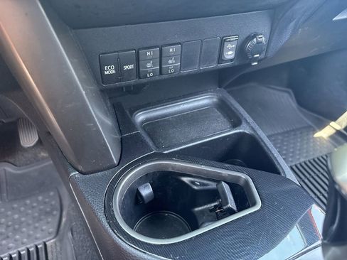 Used 2016 Toyota RAV4 SE w/ Advanced Technology Package AWD/4WD image 26