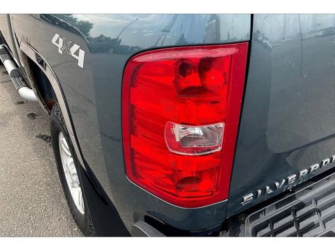 Used 2010 Chevrolet Silverado 2500 LTZ image 29