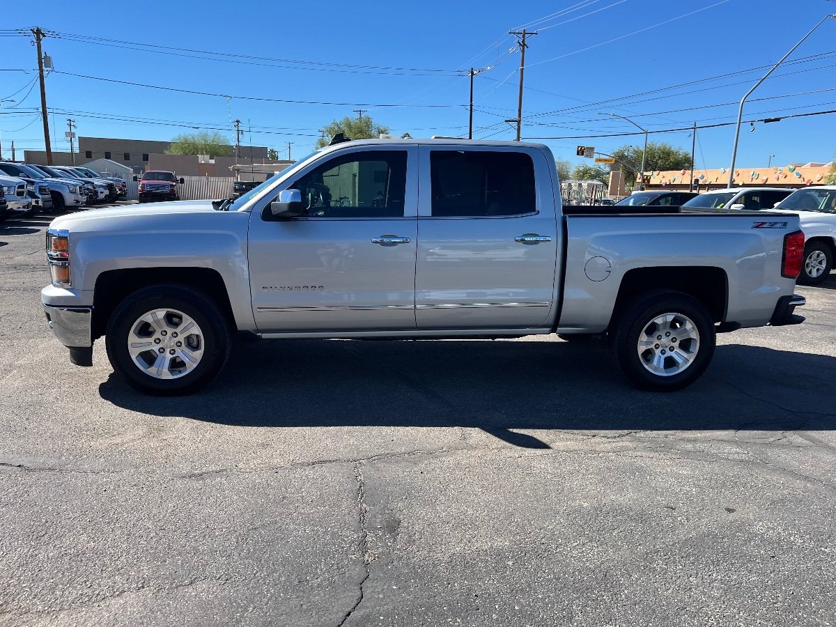 Used 2015 Chevrolet Silverado 1500 LTZ Z71 w/ LTZ Plus Package AWD/4WD image 9
