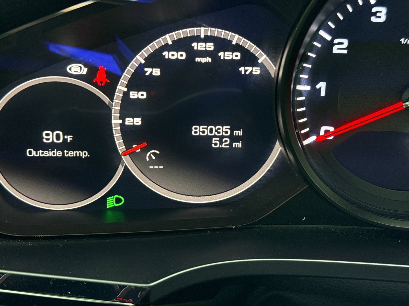 Used 2019 Porsche Cayenne AWD/4WD image 23