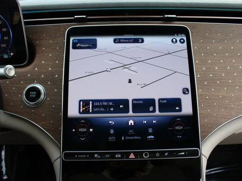 Used 2023 Mercedes-Benz EQS 450+ SUV image 25