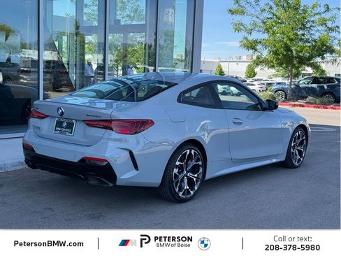 Certified 2025 BMW 440i xDrive Coupe w/ Premium Package AWD/4WD image 5