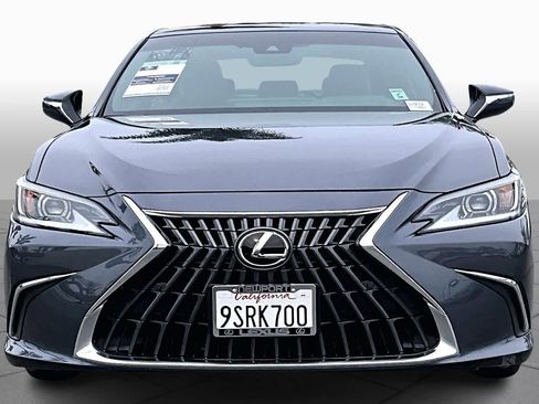 Used 2025 Lexus ES 350 w/ Premium Package image 3