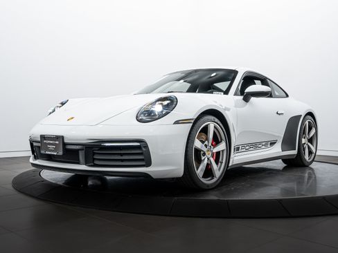 Certified 2022 Porsche 911 Carrera S image 1