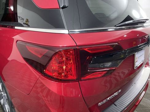 New 2026 Honda Odyssey Touring image 17