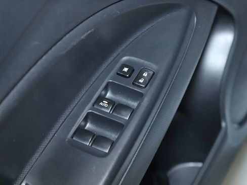 Used 2021 Mitsubishi Mirage LE image 16