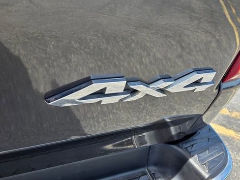 Used 2022 RAM 1500 Big Horn AWD/4WD image 12