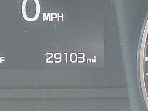 Used 2021 Kia Sportage EX w/ EX Technology Package image 21