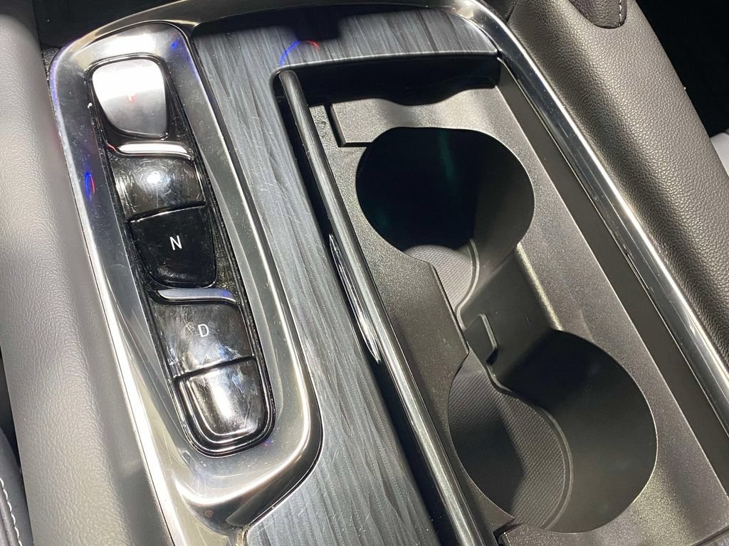 Used 2023 Buick Enclave Essence w/ LPO, Floor Liner Package FWD image 30