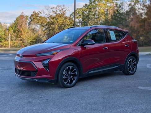 Used 2022 Chevrolet Bolt EUV Premier w/ Sun & Sound Package image 5