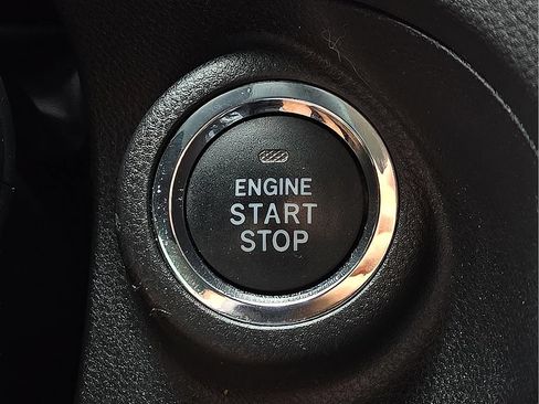 Used 2023 Subaru Ascent Touring AWD/4WD image 17