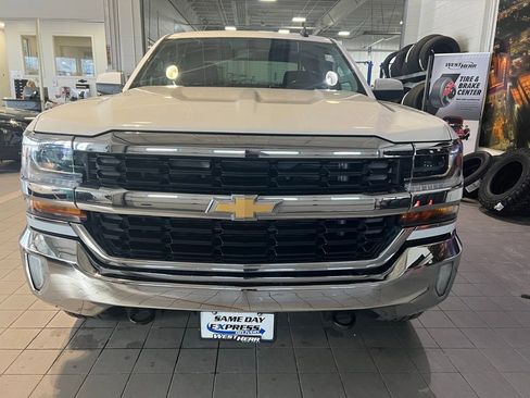 Used 2016 Chevrolet Silverado 1500 LT w/ LPO, Black Pack image 2