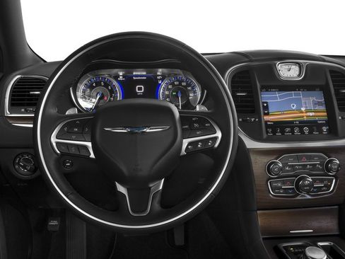 Used 2016 Chrysler 300 C Platinum w/ Safetytec Plus Group AWD/4WD image 9