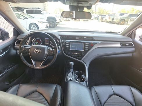 Used 2019 Toyota Camry SE image 15