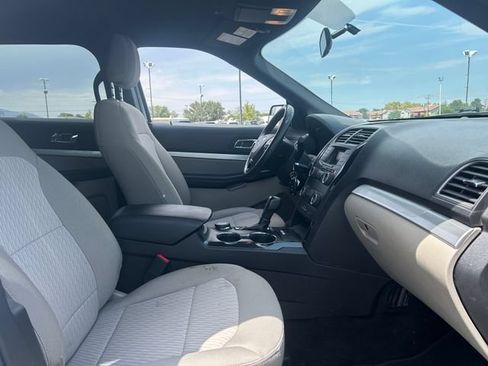 Used 2018 Ford Explorer 4WD image 31