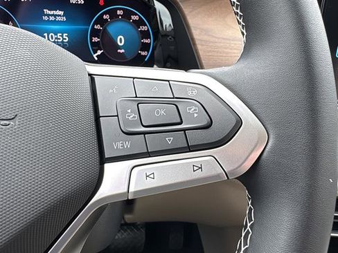 New 2026 Volkswagen Atlas SE FWD image 17
