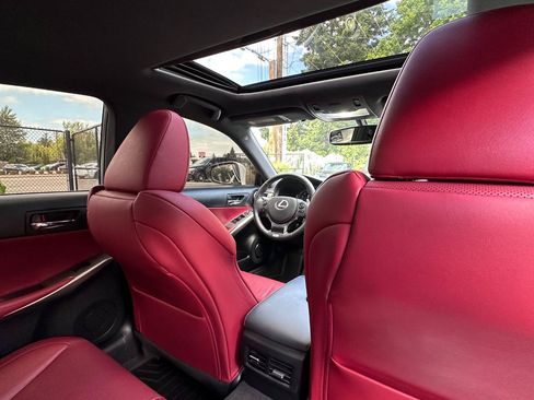 Used 2015 Lexus IS 350 w/ F-Sport Package RWD image 19