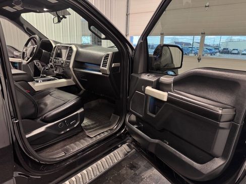 Used 2016 Ford F150 Lariat image 16