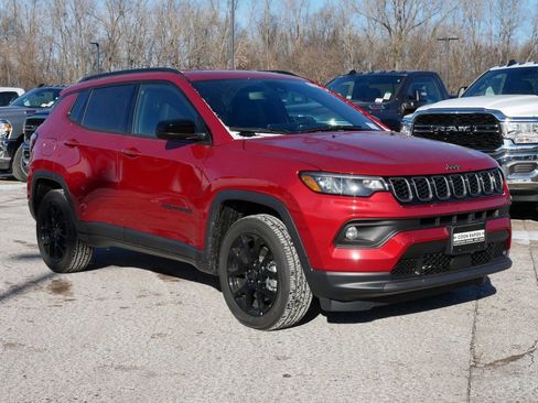 New 2025 Jeep Compass Latitude w/ Altitude Special Edition image 2