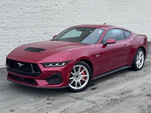 Used 2024 Ford Mustang GT Premium image 2