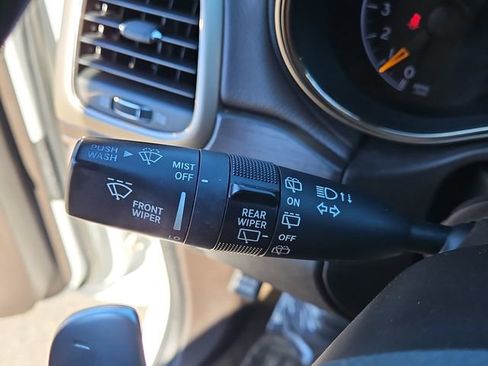 Used 2015 Jeep Grand Cherokee Summit w/ Trailer Tow Group IV image 23